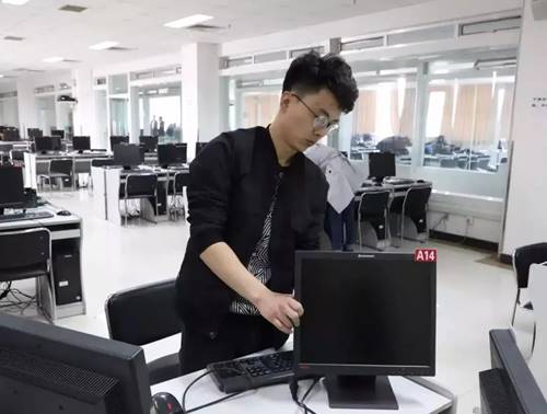 说明:https://xxgc.nxu.edu.cn/__local/3/60/79/F0DB5E0565005FA8B0669D207BF_023384C0_13E2A.jpg