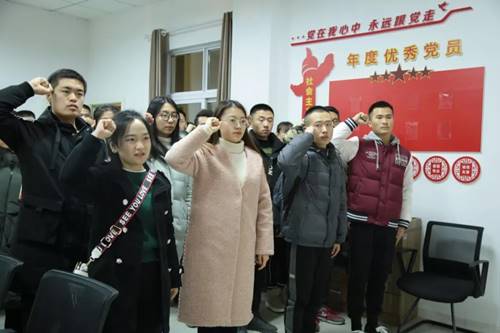 说明:https://xxgc.nxu.edu.cn/__local/5/F2/DF/39970ECE0E4FA02B3252184FE5D_889898FE_13689.jpg