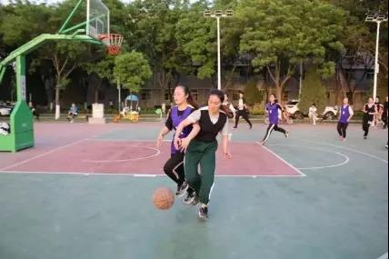 说明:https://xxgc.nxu.edu.cn/__local/D/7D/B9/96E0CDBBAD53D6E0ABCA967AD31_CE2E5FC2_58B0.jpg